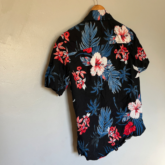 Men’s Original Use Buttton up Short Sleeve Hawaiian Shirt Small - Picture 3 of 7